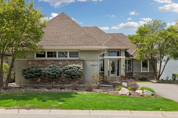 $1,100,000 | 1405 Skyline Drive, Golden Valley, MN 55422