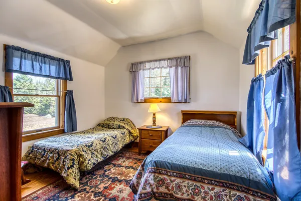 $425,000 | 85 Cir Farm Lane, Blue Hill, ME 04614