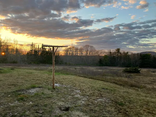 $425,000 | 85 Cir Farm Lane, Blue Hill, ME 04614