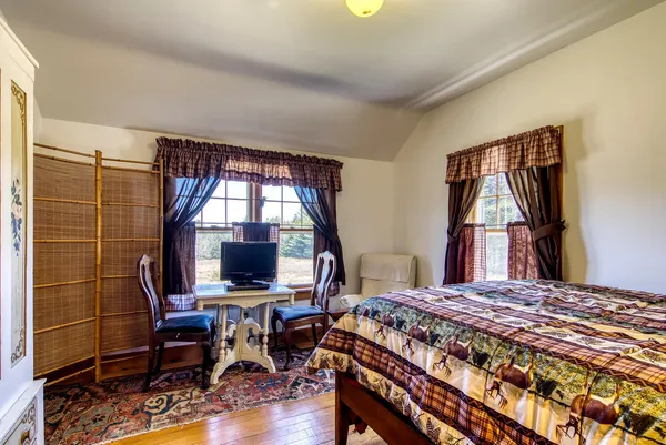 $425,000 | 85 Cir Farm Lane, Blue Hill, ME 04614