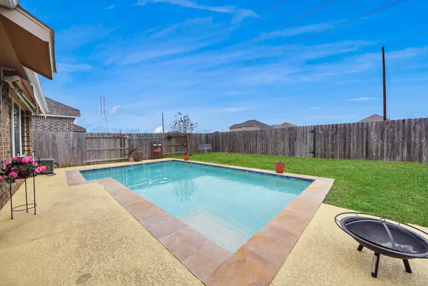 $335,000 | 19418 Tobiano Park Drive, Tomball, TX 77377