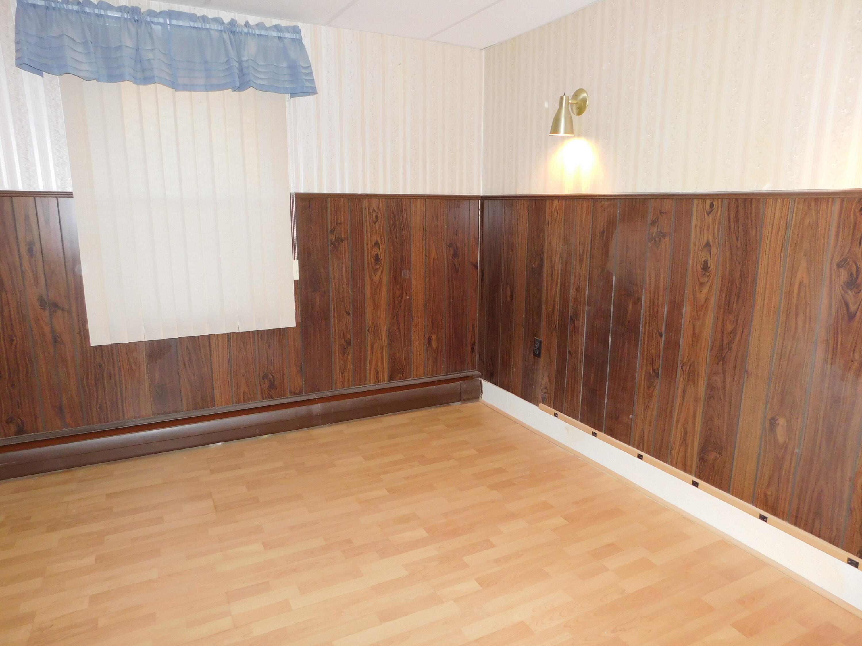 103 Bill Street Bangor, ME 04401 - Photo 23 of 42 DSCN9136