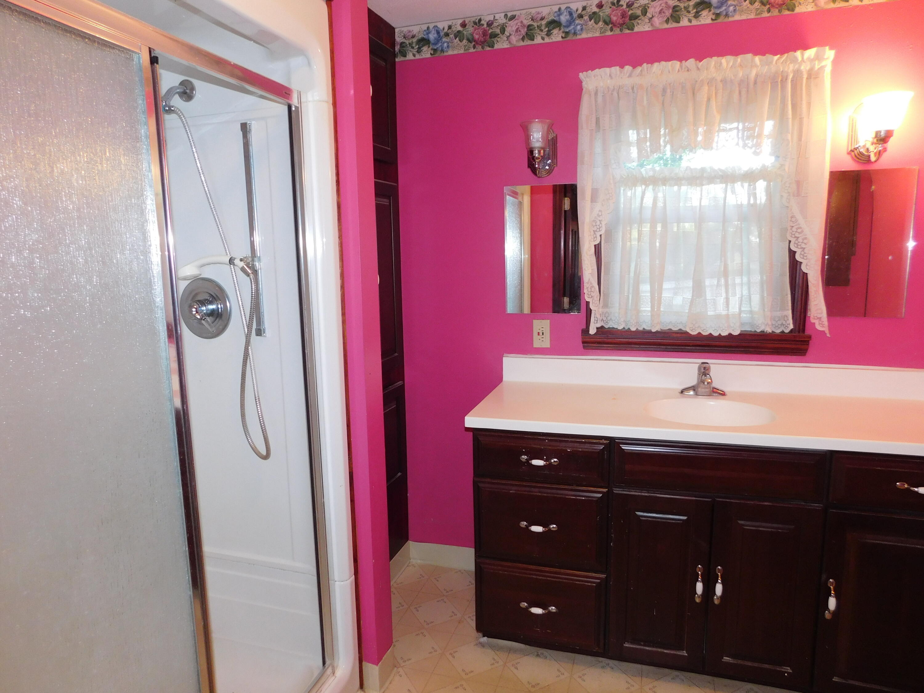 103 Bill Street Bangor, ME 04401 - Photo 31 of 42 DSCN9156