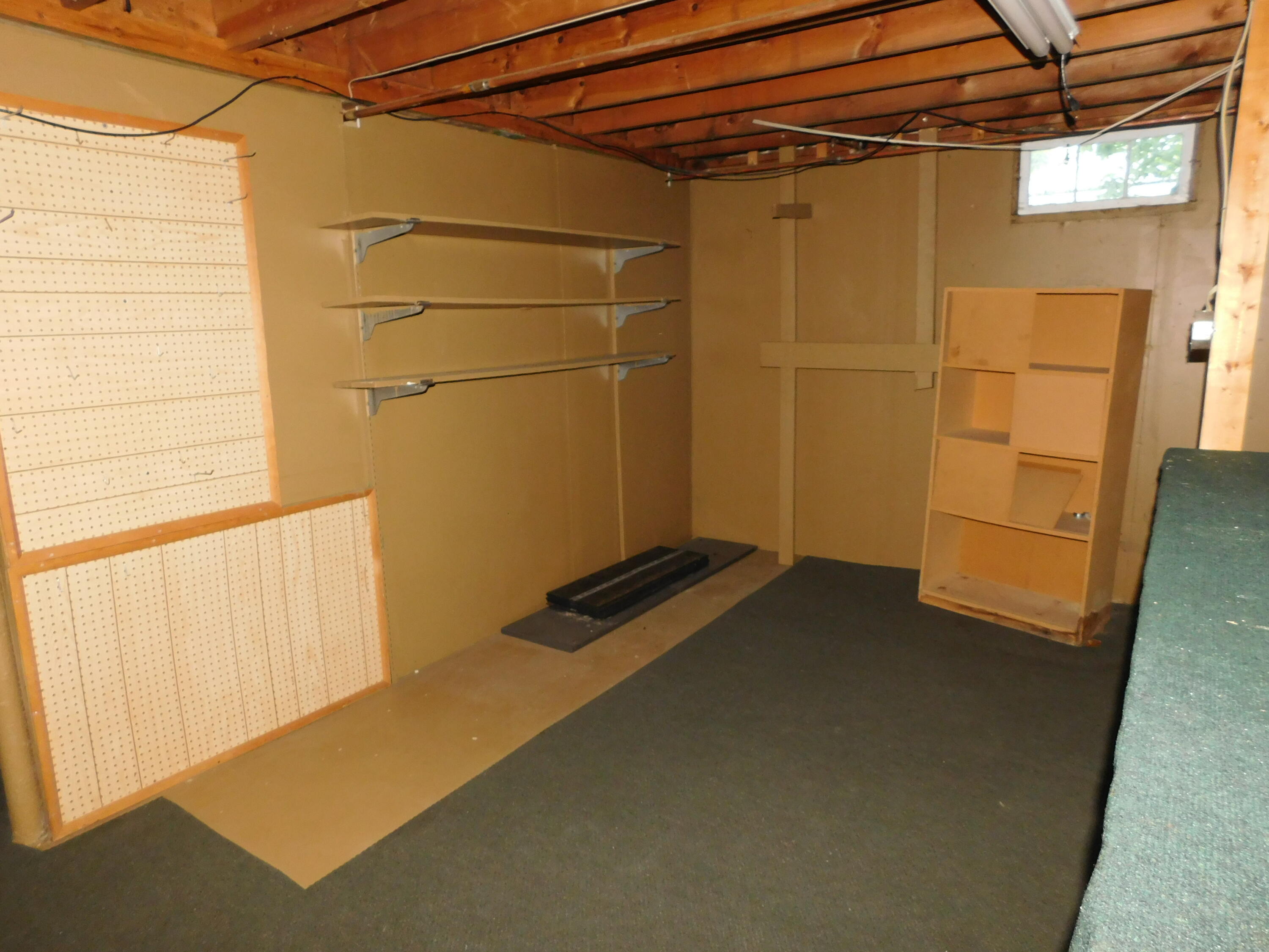 103 Bill Street Bangor, ME 04401 - Photo 36 of 42 DSCN9168