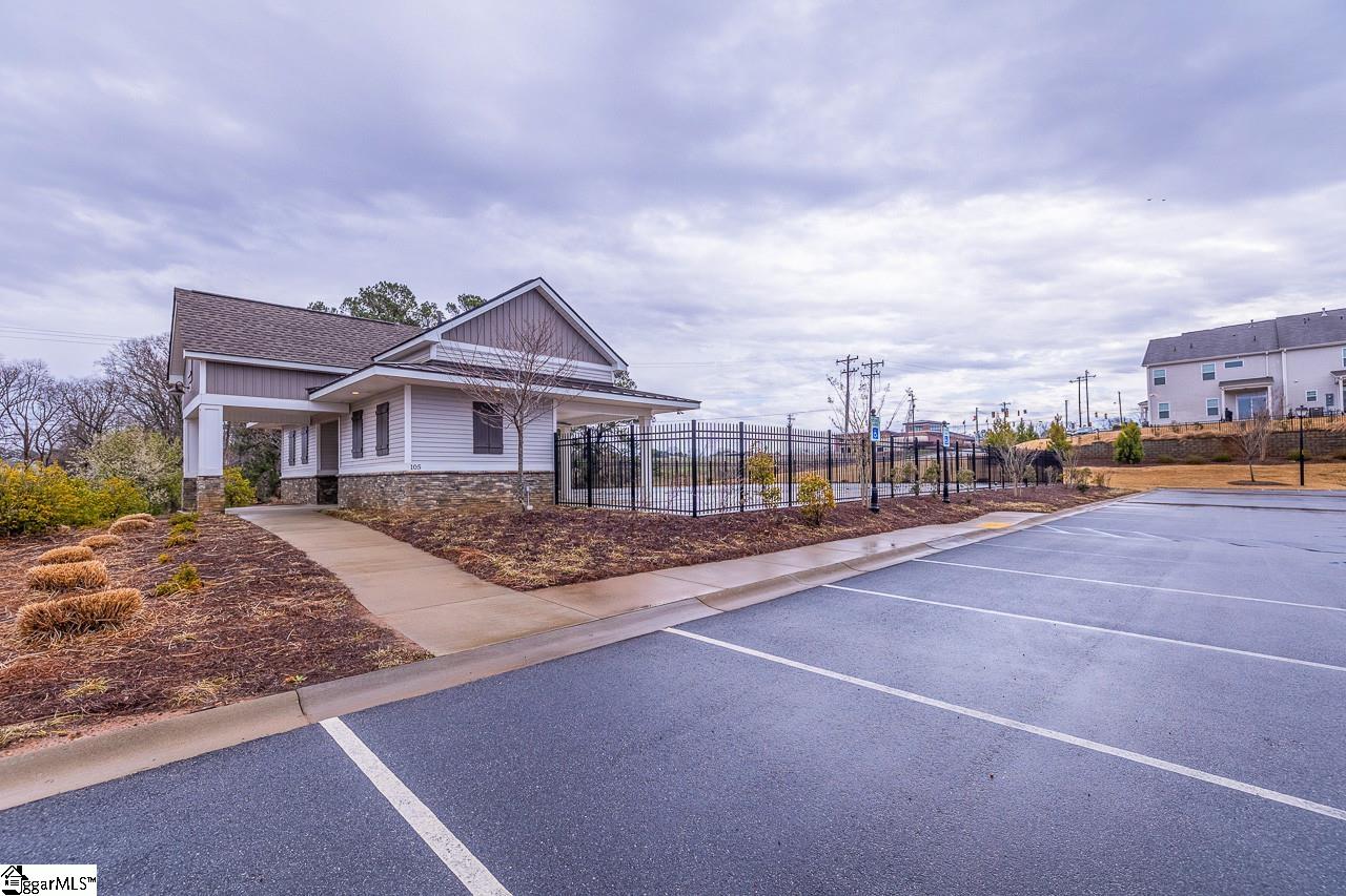 4 Camden Wds Trail Greenville, SC 29607 - Photo 36 of 37 Gallery Image 36