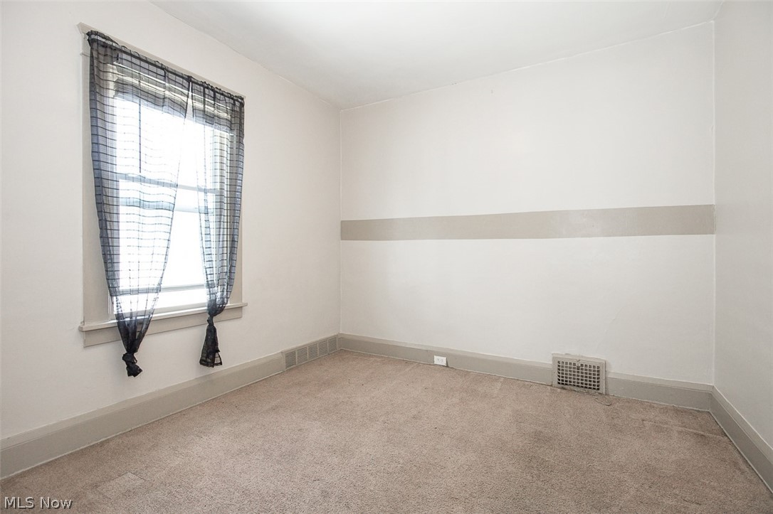 4518 Turney Road Cleveland, OH 44105 - Photo 7 of 20 Gallery Image 7