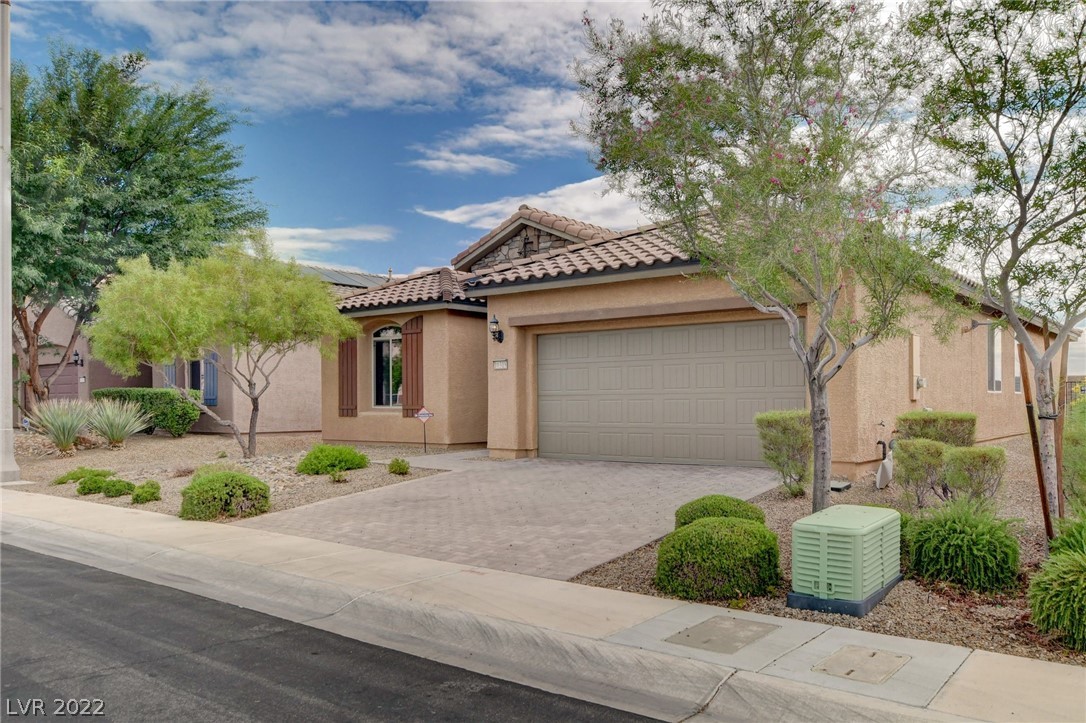 10318 Mopan Road Las Vegas, NV 89178 - Photo 3 of 42 Gallery Image 3