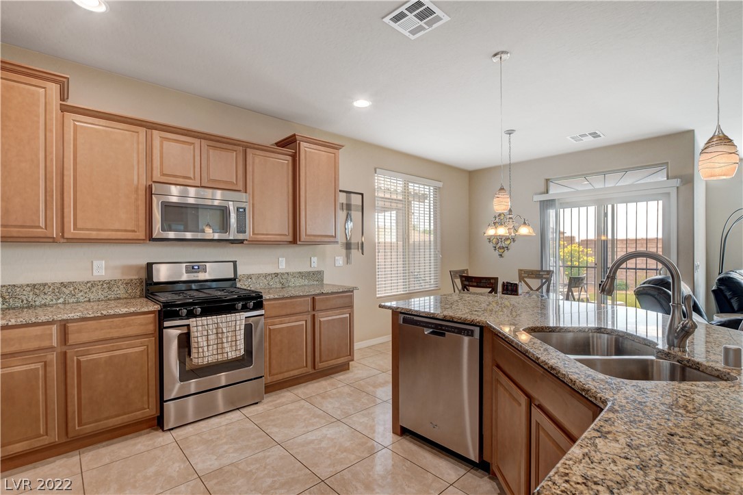 10318 Mopan Road Las Vegas, NV 89178 - Photo 6 of 42 Gallery Image 6