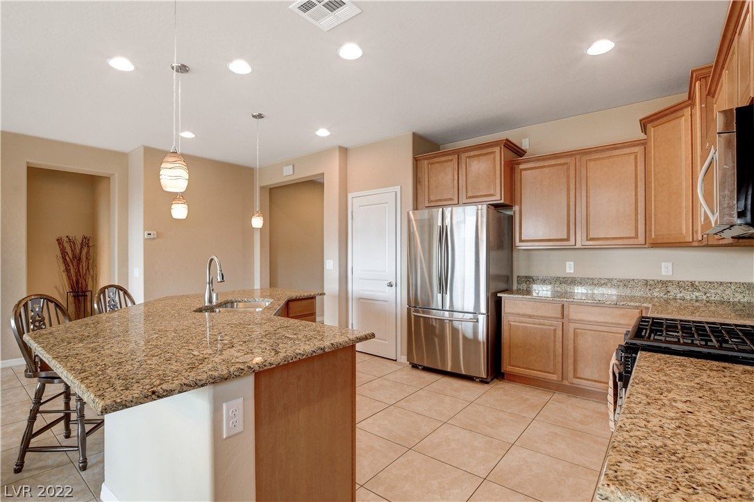 10318 Mopan Road Las Vegas, NV 89178 - Photo 8 of 42 Gallery Image 8
