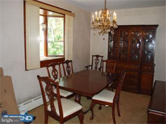 228 Ashby Road Upper Darby, PA 19082 - Photo 5 of 11 Dining Room