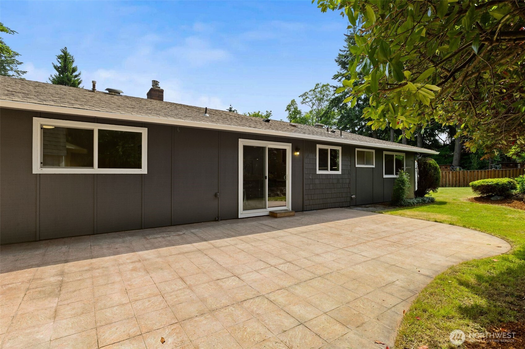 2507 Vashon Court Northeast Renton, WA 98059 - Photo 30 of 40