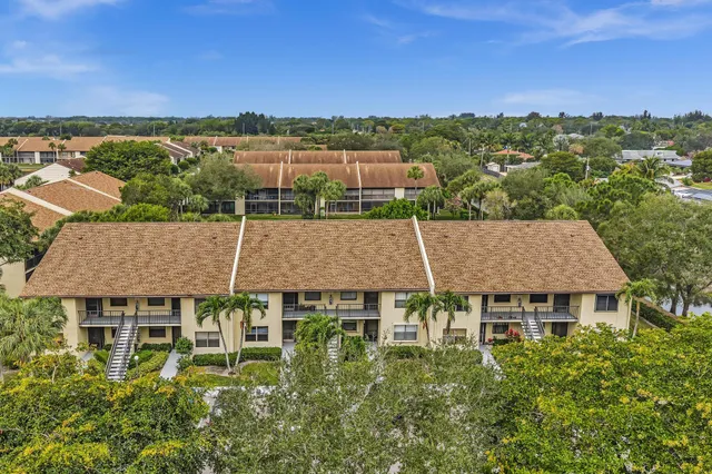 $159,000 | 3529 Englewood Drive, Unit 321, Lake Worth, FL 33467