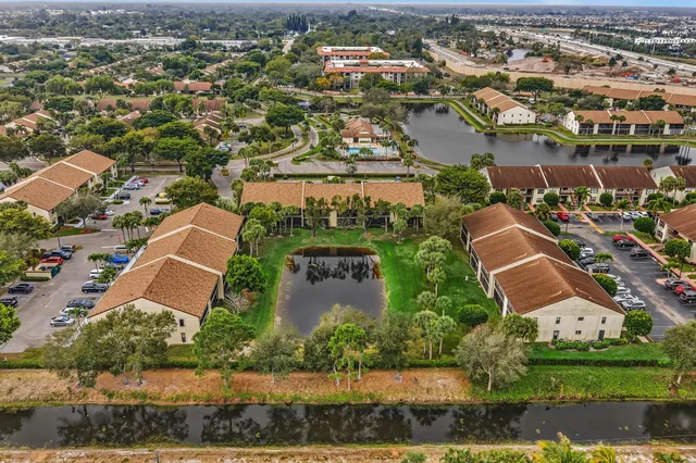 $159,000 | 3529 Englewood Drive, Unit 321, Lake Worth, FL 33467