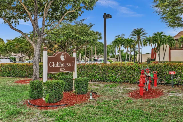 $159,000 | 3529 Englewood Drive, Unit 321, Lake Worth, FL 33467
