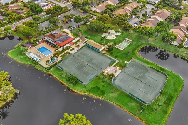 $159,000 | 3529 Englewood Drive, Unit 321, Lake Worth, FL 33467