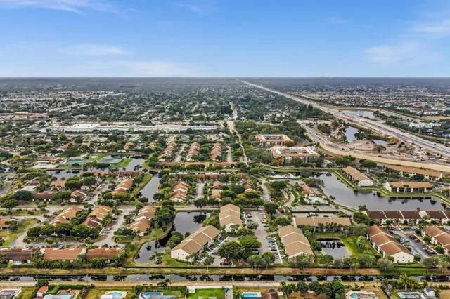 $159,000 | 3529 Englewood Drive, Unit 321, Lake Worth, FL 33467