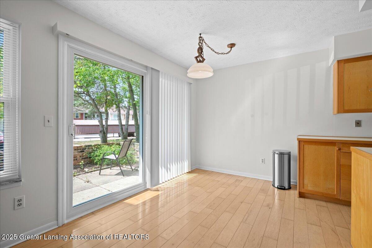 2024 Hamilton Road, Unit 106 Okemos, MI 48864 - Photo 12 of 29 12-Media Jett - 04