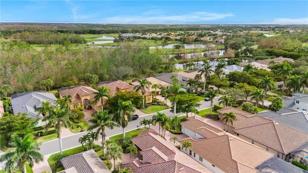 an aerial view of multiple house