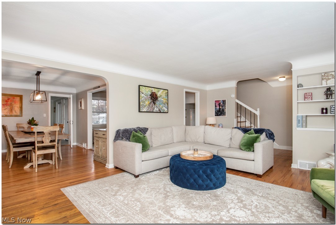 3794 Bushnell Road Cleveland, OH 44118 - Photo 6 of 35 Gallery Image 6