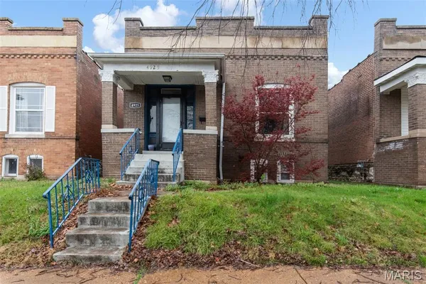 $130,000 | 4925 Schollmeyer Avenue, St. Louis, MO 63109