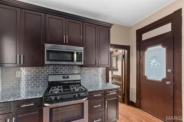 $130,000 | 4925 Schollmeyer Avenue, St. Louis, MO 63109