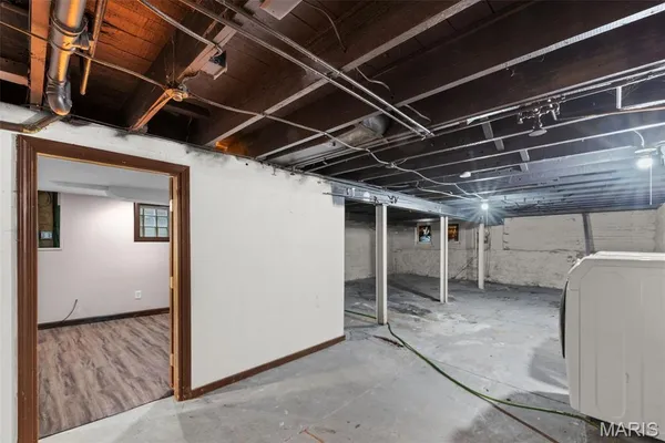 $130,000 | 4925 Schollmeyer Avenue, St. Louis, MO 63109