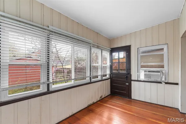 $130,000 | 4925 Schollmeyer Avenue, St. Louis, MO 63109