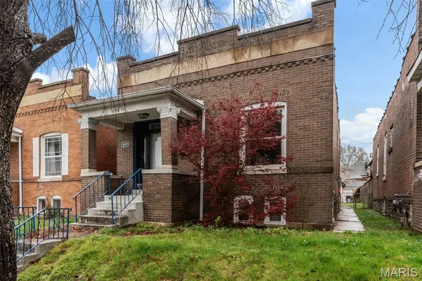 $130,000 | 4925 Schollmeyer Avenue, St. Louis, MO 63109
