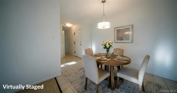 $279,999 | 460 Old Town Road, Unit 24H, Port Jefferson Station, NY 11776