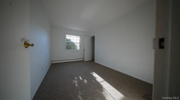 $279,999 | 460 Old Town Road, Unit 24H, Port Jefferson Station, NY 11776