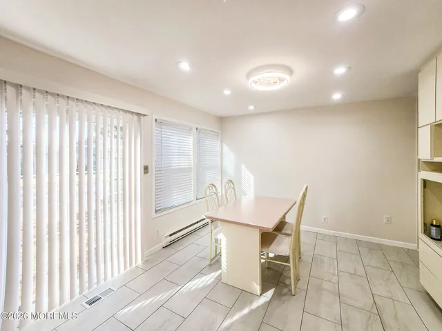 $2,600 | 167 E Concordia Circle, Monroe Township, NJ 08831