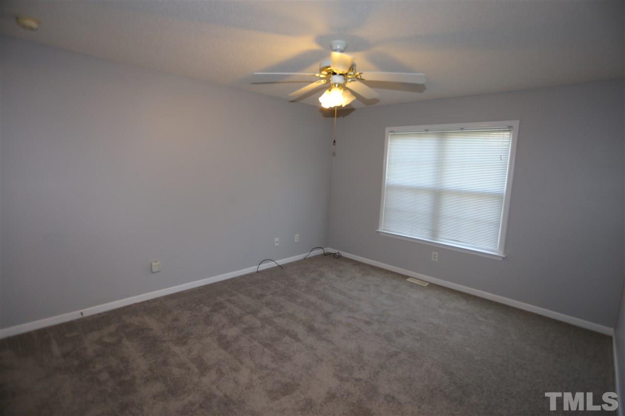 1105 Smith Road Smithfield, NC 27577 - Photo 14 of 19 Gallery Image 14