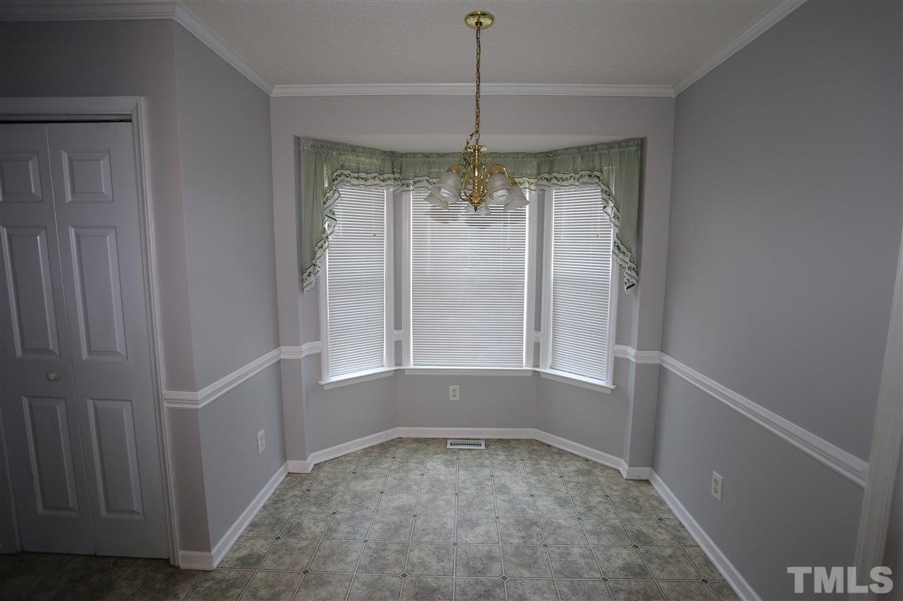 1105 Smith Road Smithfield, NC 27577 - Photo 7 of 19 Gallery Image 7