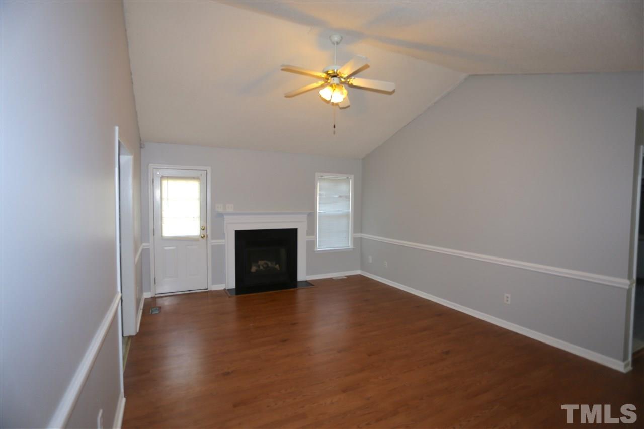 1105 Smith Road Smithfield, NC 27577 - Photo 8 of 19 Gallery Image 8