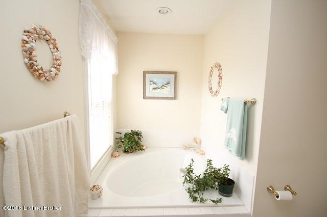 1393 Puckett Road Lawrenceburg, KY 40342 - Photo 21 of 52 IMG_1183