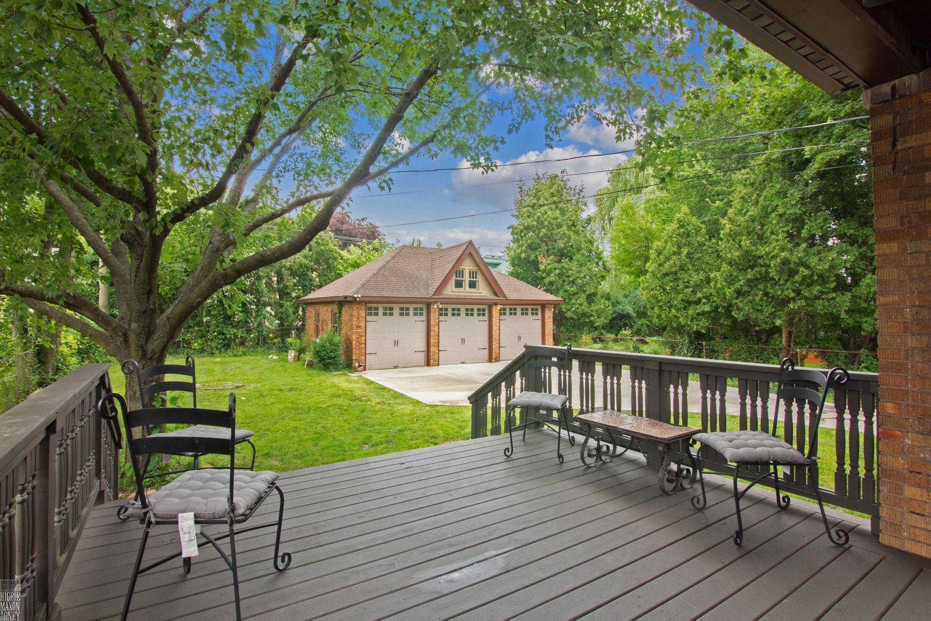 1423 Devonshire Road Grosse Pointe Park, MI 48230 - Photo 27 of 35