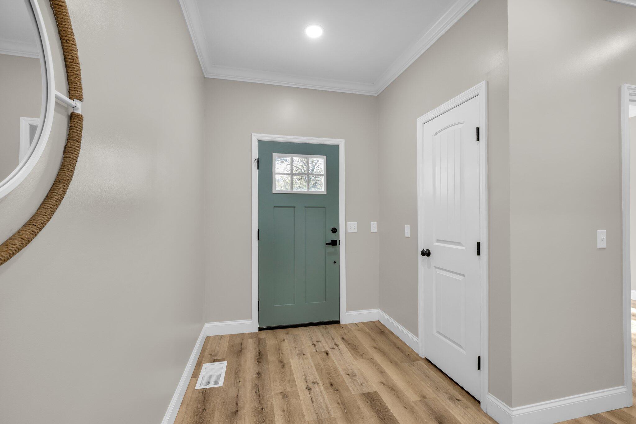 4003 Lightfoot Mill Road Chattanooga, TN 37406 - Photo 3 of 27 8-web-or-mls-4003-lightfoot-mill-rd