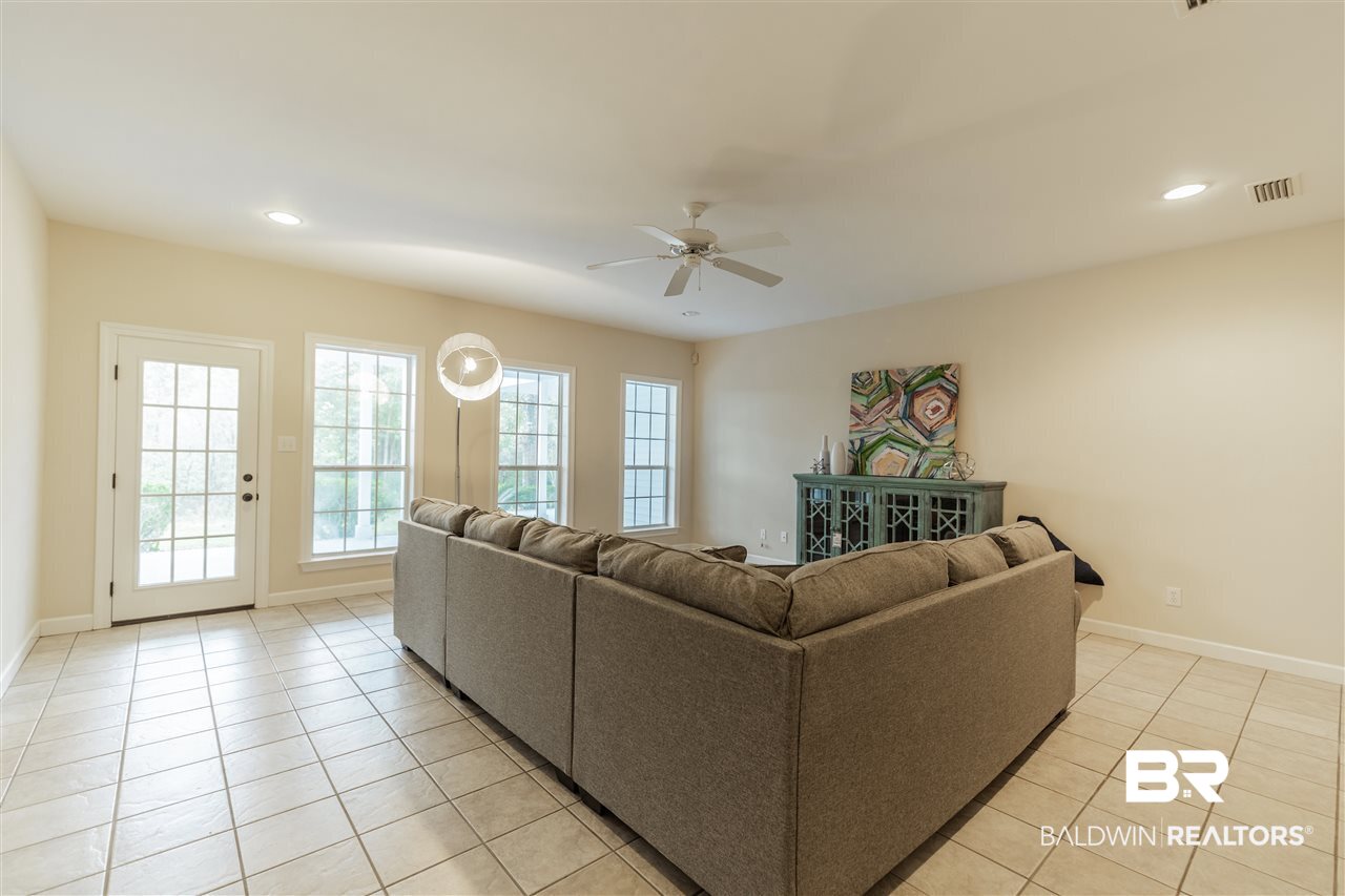 4273 River Oaks Lane Mobile, AL 36619 - Photo 23 of 35