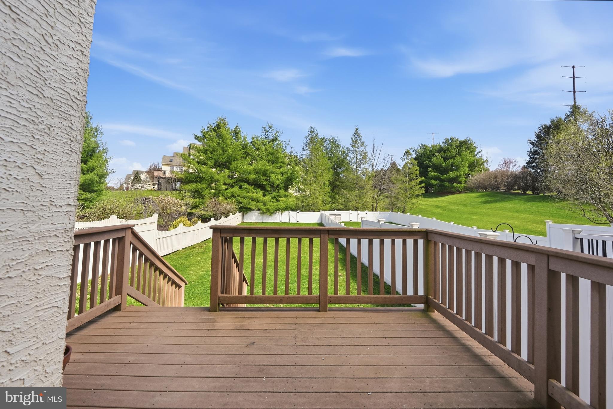 2493 Thistle Road Macungie, PA 18062 - Photo 16 of 38 Deck