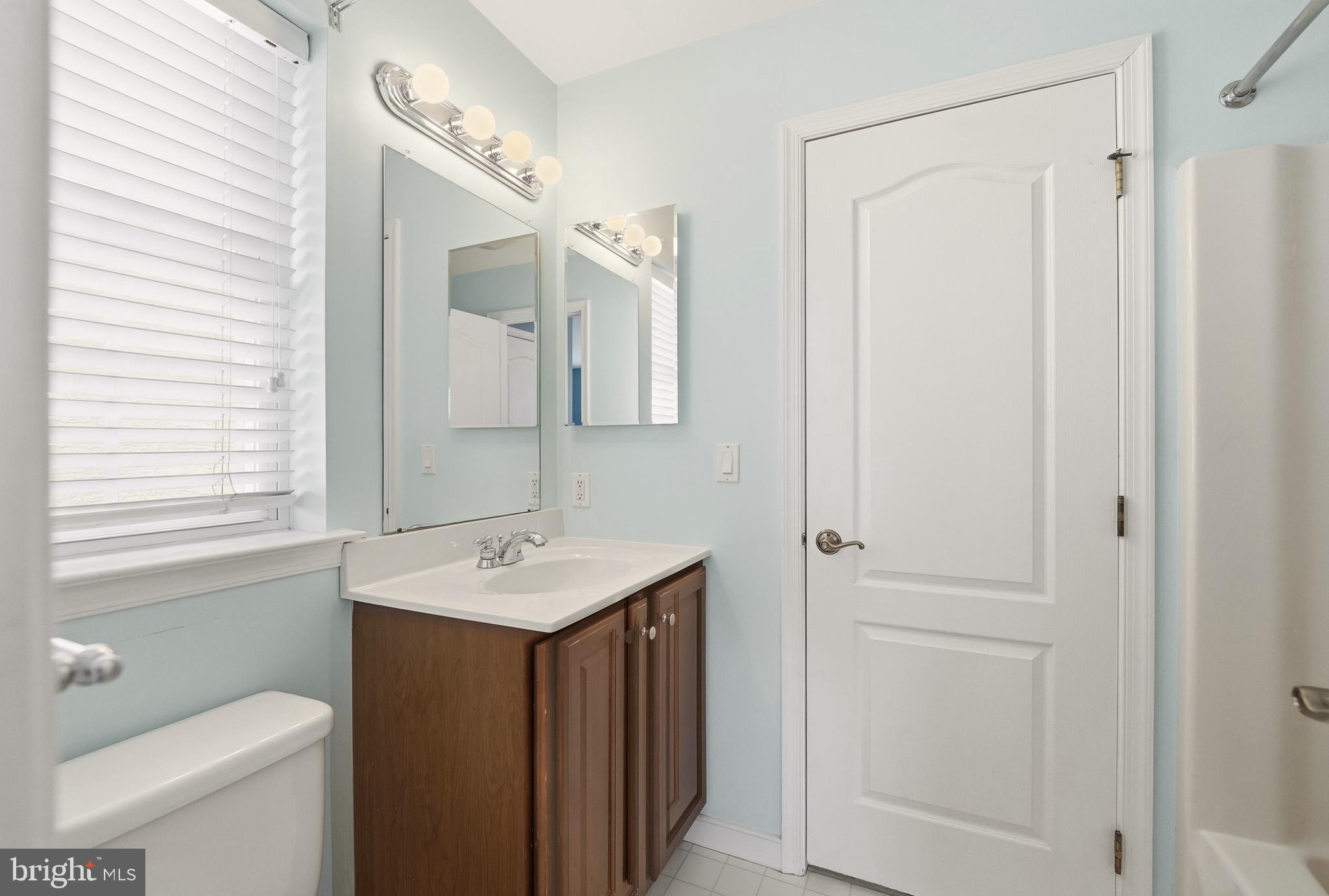 2493 Thistle Road Macungie, PA 18062 - Photo 28 of 38 Upstairs Full Bathroom