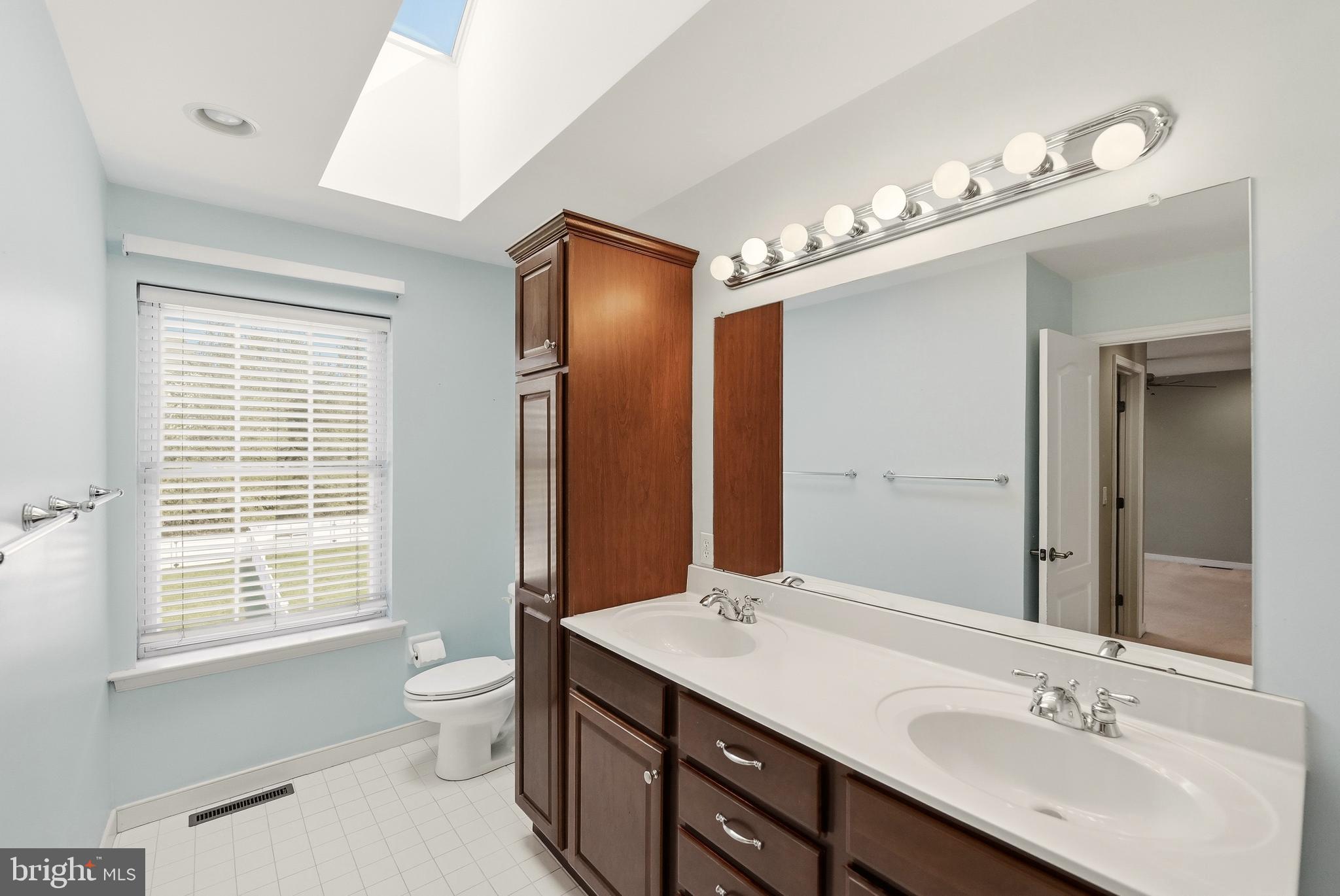 2493 Thistle Road Macungie, PA 18062 - Photo 36 of 38 Primary Bathroom