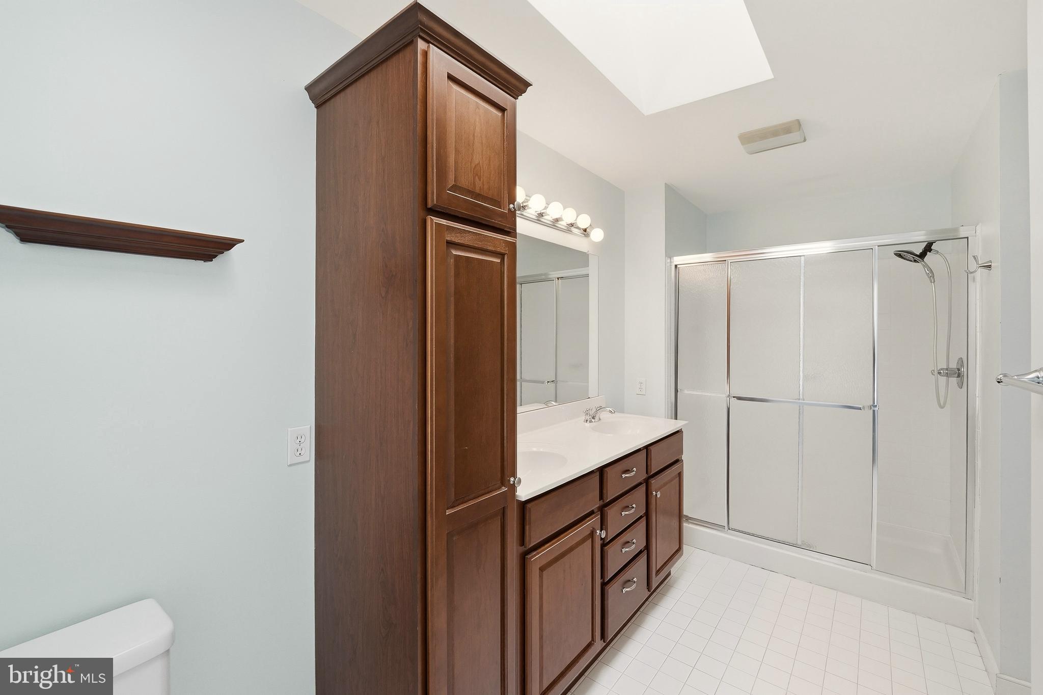 2493 Thistle Road Macungie, PA 18062 - Photo 37 of 38 Primary Bathroom