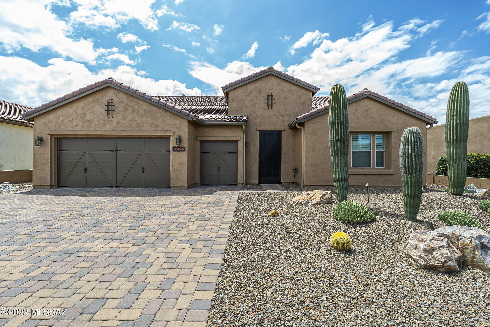 62821 East Border Rock Road Tucson, AZ 85739 - Photo 3 of 48 Gallery Image 3
