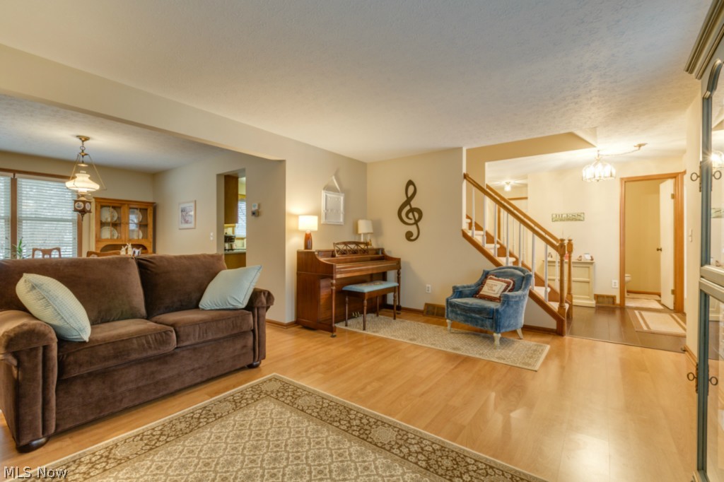 660 Miner Road Cleveland, OH 44143 - Photo 9 of 21