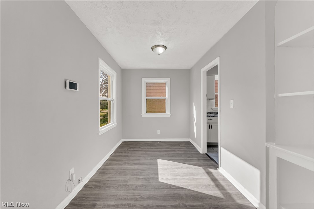 2521 Greenvale Road Cleveland, OH 44121 - Photo 7 of 23