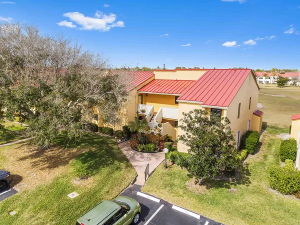 view of an outdoor space and a yard
