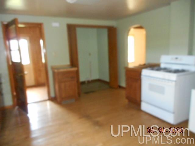 29162 South Wasas Road Mass City, MI 49948 - Photo 5 of 30