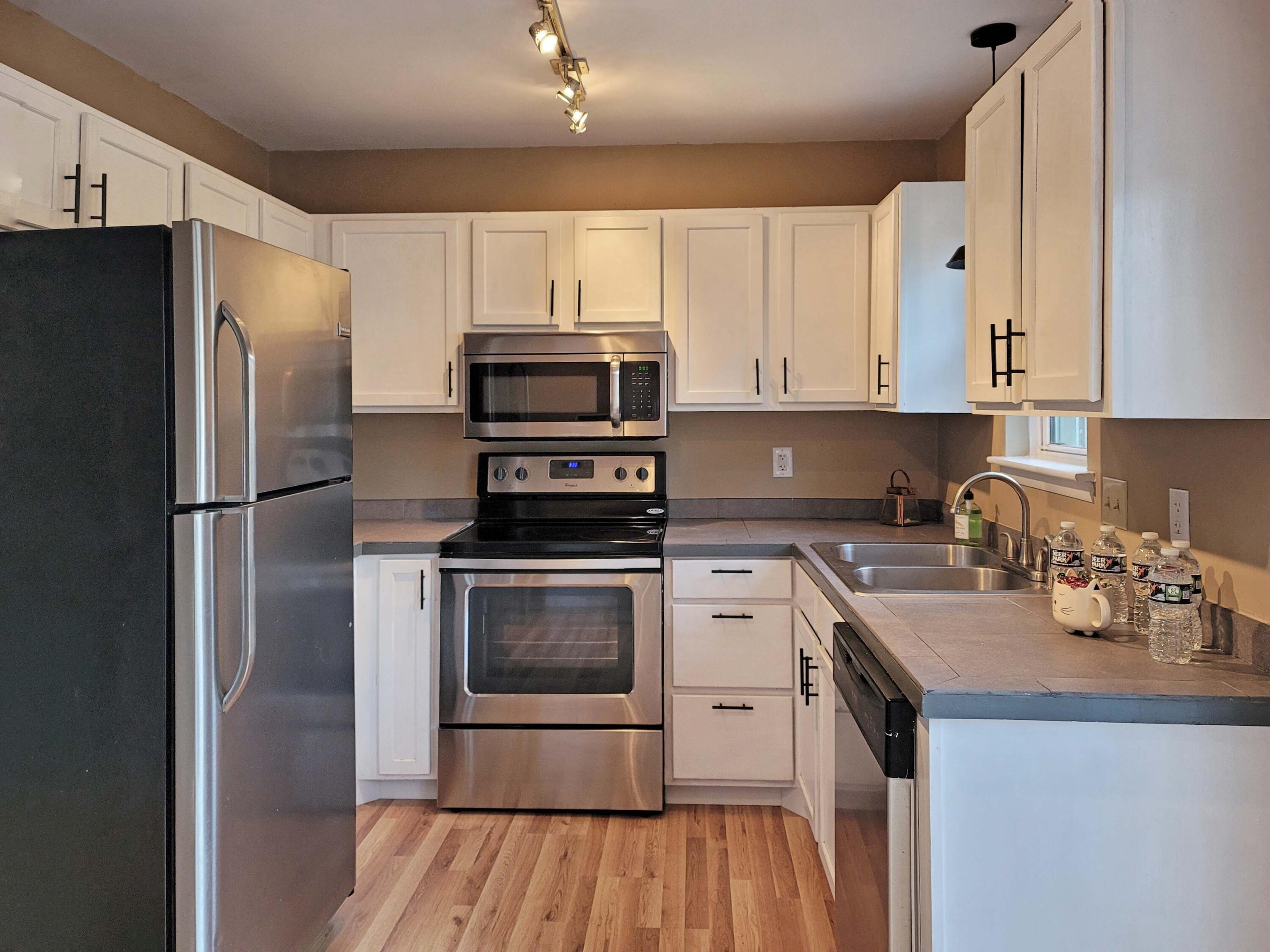 21 Rivers Point Row, Unit 18D Charleston, SC 29412 - Photo 6 of 17 21 Rivers Point Row - 18D