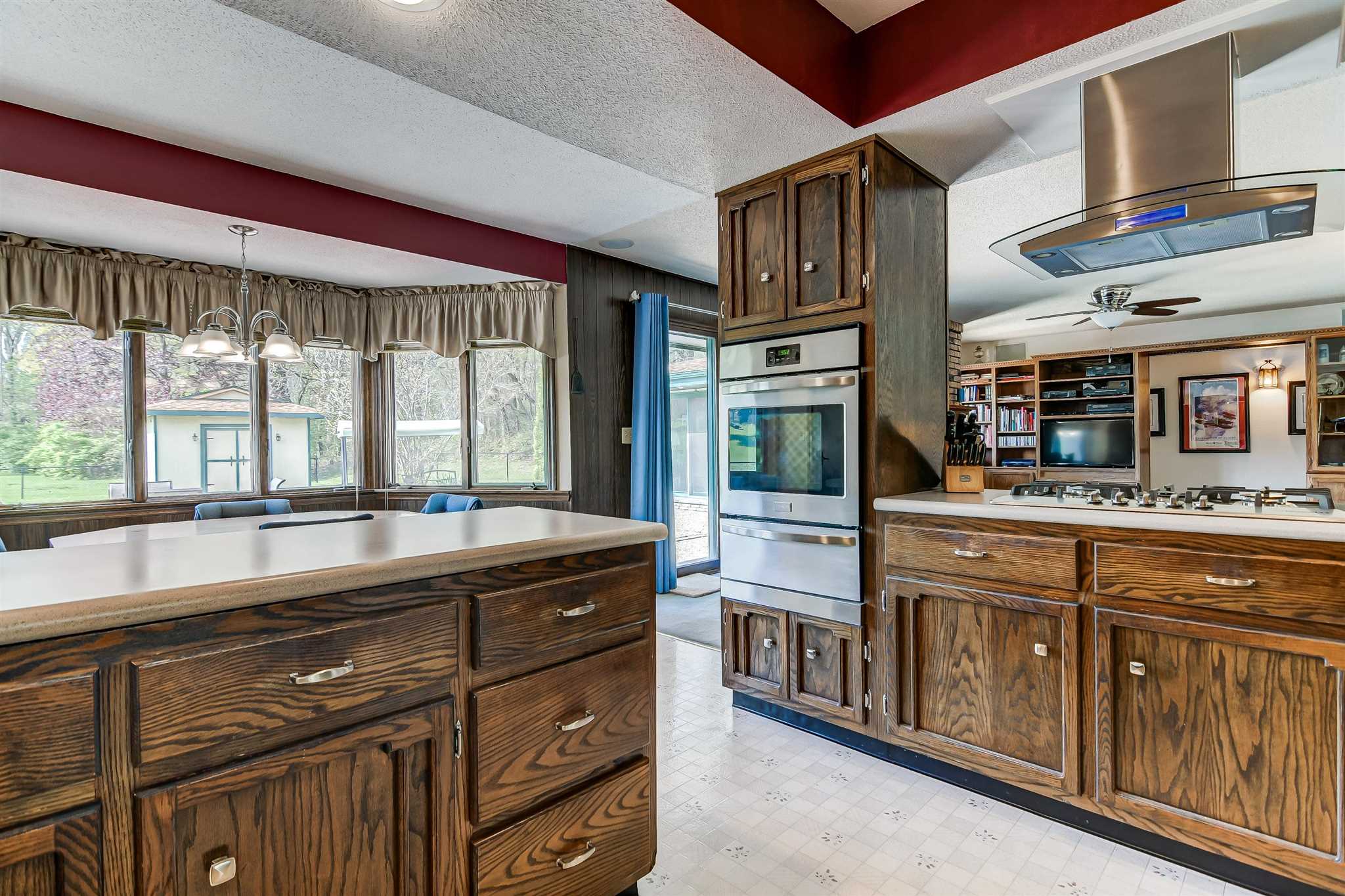 990 Gabbert Road Springfield, IL 62707 - Photo 18 of 49 Gallery Image 18