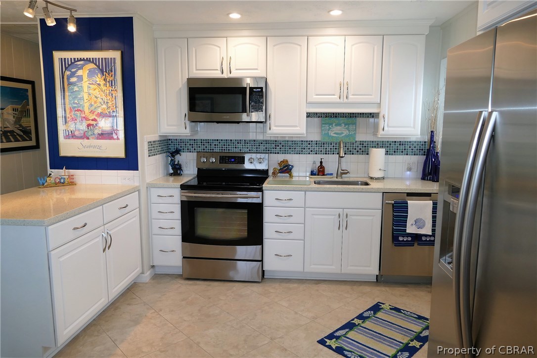 429 Misty Cove Road Cobbs Creek, VA 23035 - Photo 6 of 46